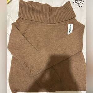 Old navy cowl neck tan size small